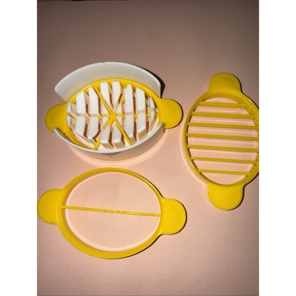Egg Slicer, 3 Slicing Styles for Hard Boiled Eggs and Soft fruits Like Kiwi ETC - Picture 4 of 5